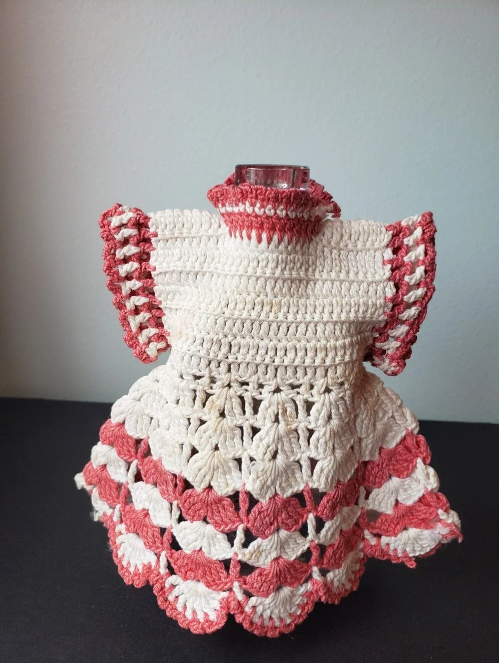 Vintage 1950's Handmade Crochet Pink and Cream Decorative Potholder Ovenmit